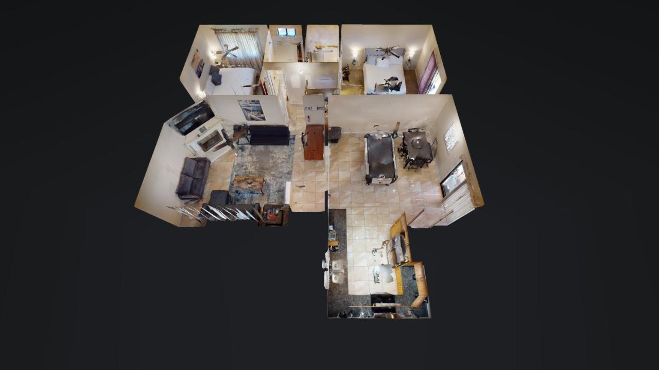 Royalty At Princess Ann Court - All Amenities Holiday home Las Vegas